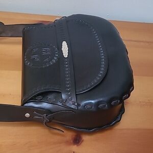 Elegant Black Leather Shoulder Bag Tooled Leather